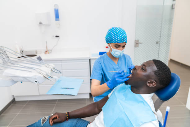 Best Emergency Dental Extractions in Saylorville, IA